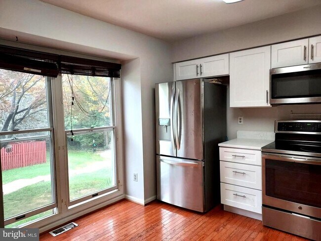 Foto del edificio - 10628 Sawdust Cir