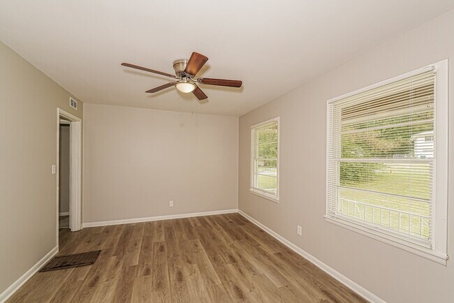 Foto del edificio - 1700 4th Pl NW