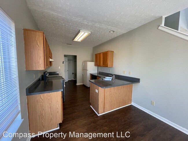 Foto del edificio - 3 br, 2.5 bath House - 668 Mountain Pine Dr