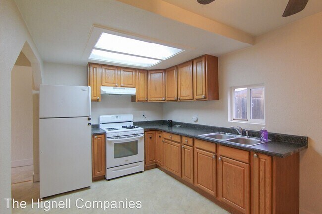 Building Photo - 2 br, 1 bath House - 2780 Reservoir Ln.