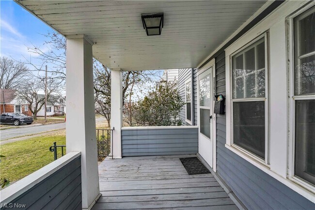 Foto del edificio - 5143 E 113th St