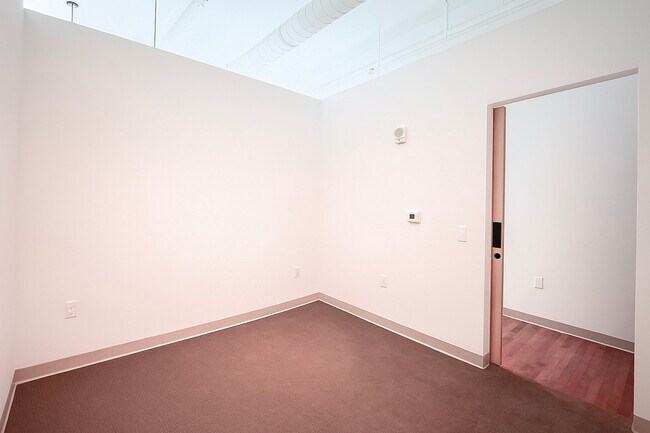 Foto del edificio - The Residences at ThriveOn King