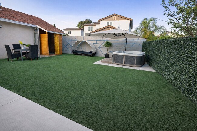 Foto del edificio - 7834 Beck Ave