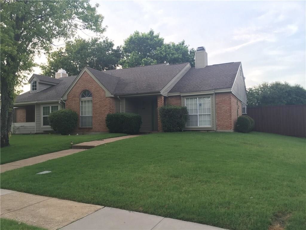 Primary Photo - 1435 Broadmoor Dr
