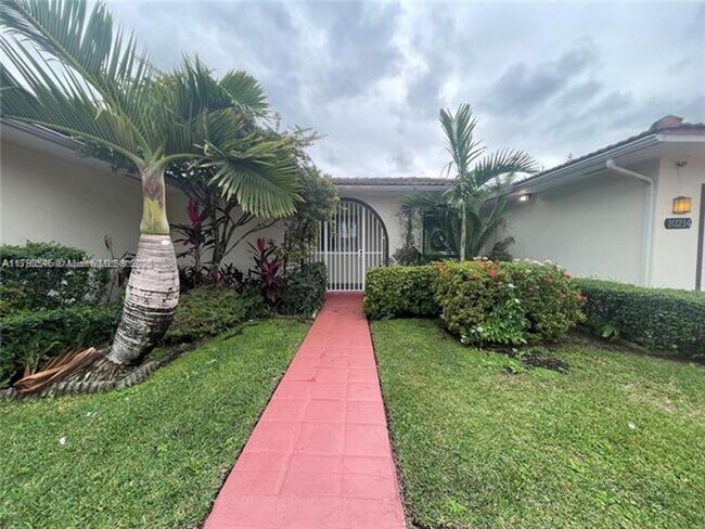 Foto del edificio - 10214 SW 8th Terrace