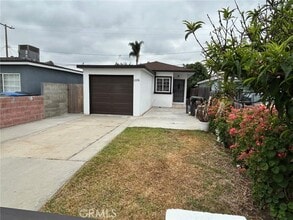 Building Photo - 11536 Littchen St