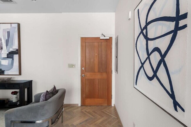Foto del edificio - Sophisticated Living on Barton Springs