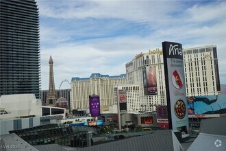 Building Photo - 3726 S Las Vegas Blvd
