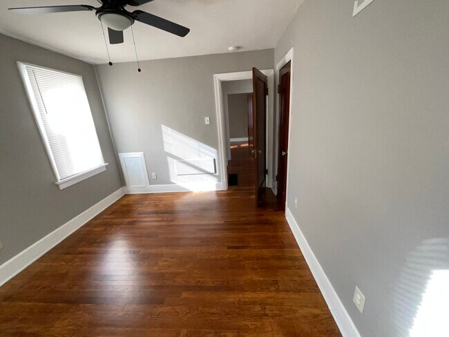 Foto del edificio - 3522 Charlack Ave