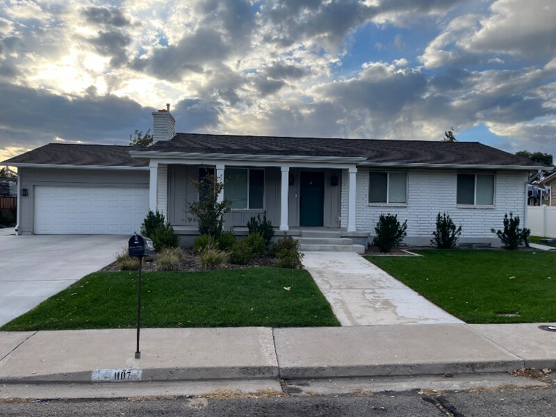 Primary Photo - 1107 N 1350 W St