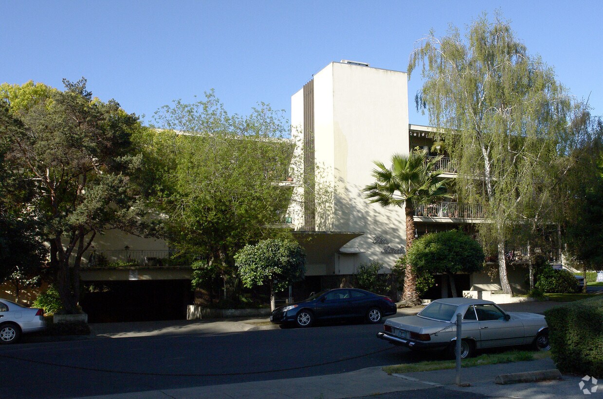 Foto principal - 10 Birch Street