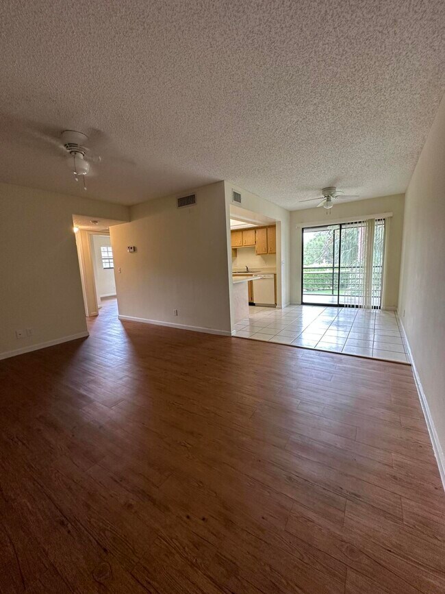 Foto del edificio - 4464 Oak Terrace Dr