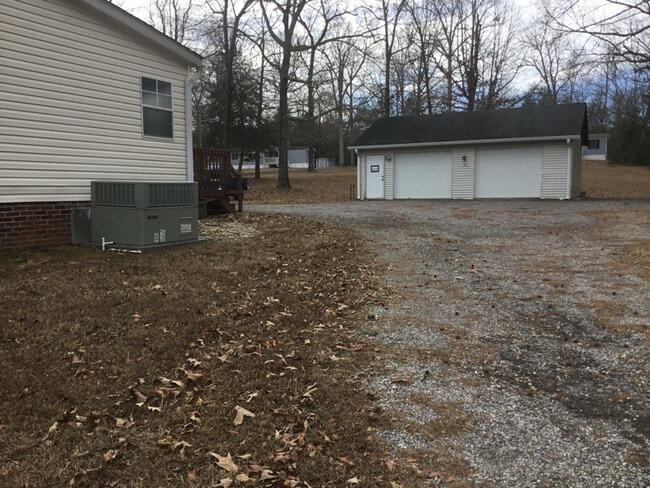 Building Photo - 1097 Jordan Rd