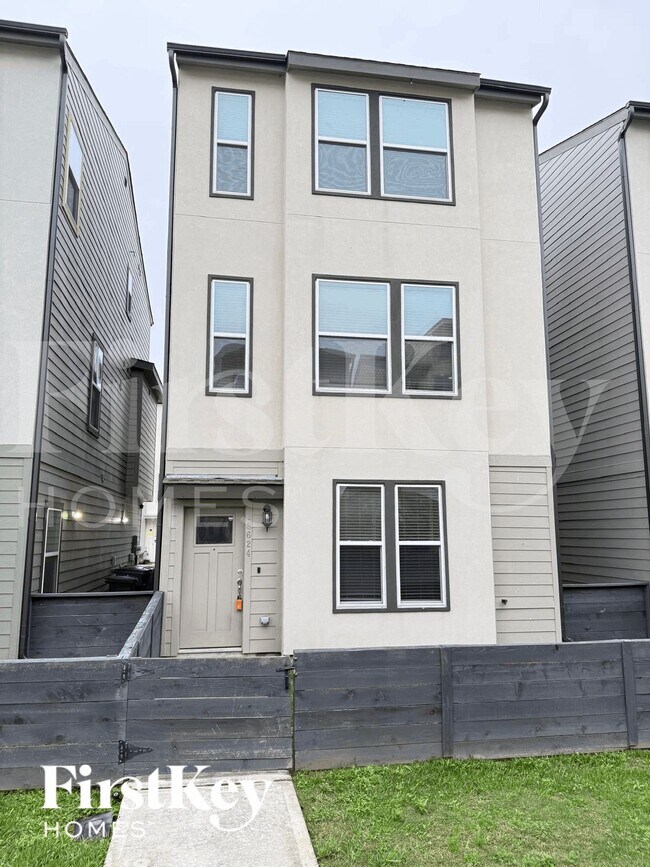 Building Photo - 18624 Whimsic Aly