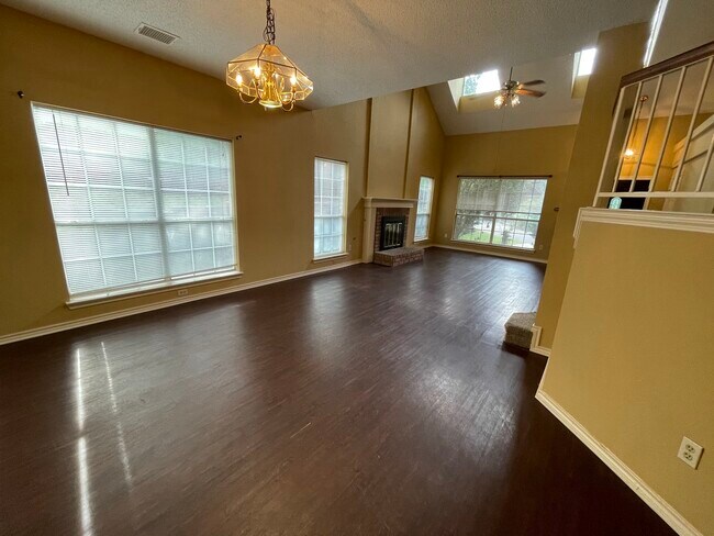 Foto del edificio - 1420 Wilderness St