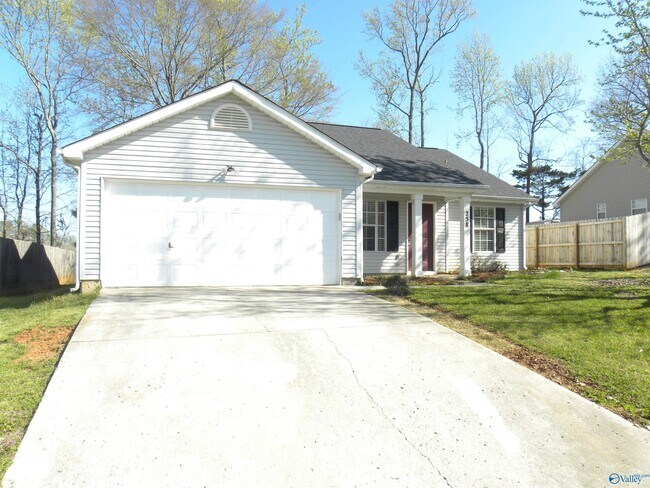 Foto del edificio - 258 Mountain Creek Dr