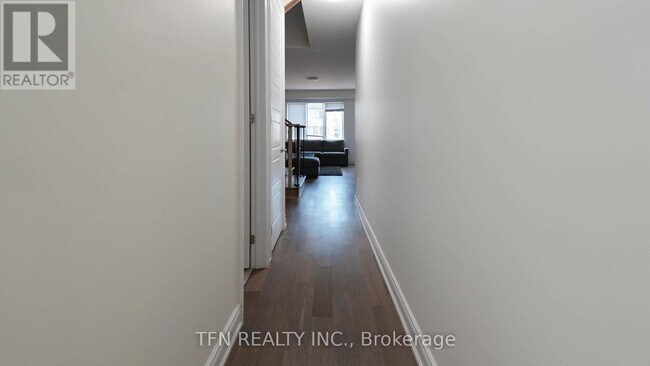 Building Photo - 125 Vanilla Trl