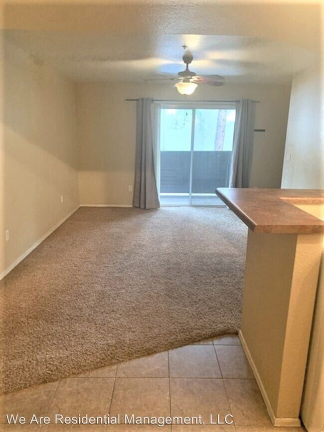 Building Photo - 1385 W University Ave