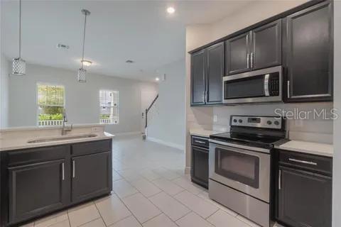 Foto del edificio - 14537 Golden Harbor Ln