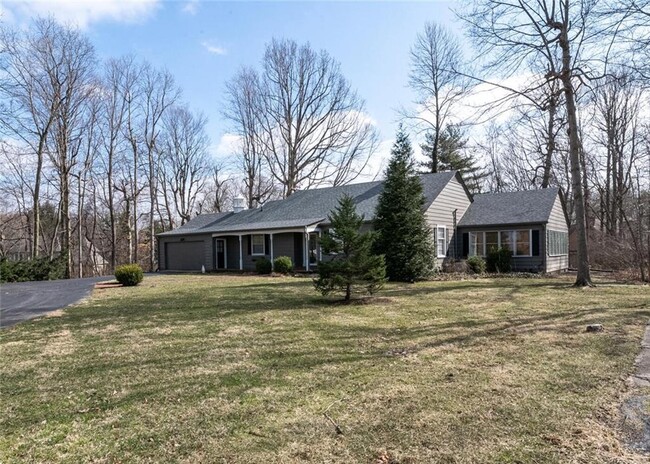 Building Photo - 32 Cricket Knoll Ln