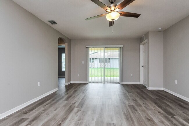 Foto del edificio - 1206 Humble Haven St