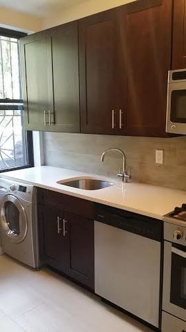 Foto del edificio - 820 Riverside Dr