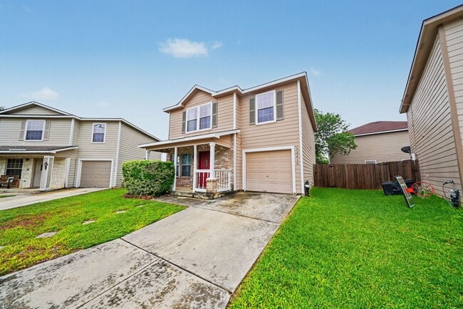 Building Photo - Beautifully Updated Home with Game Room in Villas of Westcreek - Realtor Commission: $500