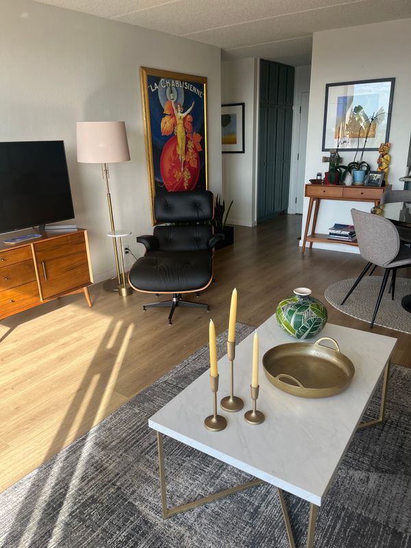 Building Photo - 1 Kelton Ct