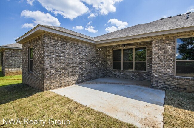 Building Photo - 3 br, 2 bath House - 302 Alder Street