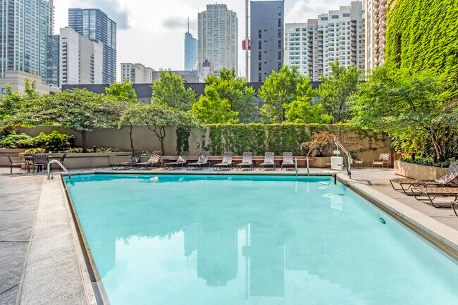 Foto del edificio - Asbury Plaza