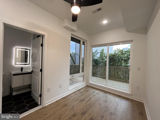 Foto del edificio - 2117 N 8th St