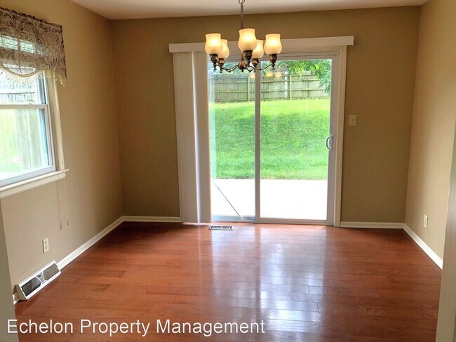 Building Photo - 4 br, 3 bath House - 607 Prospect St.
