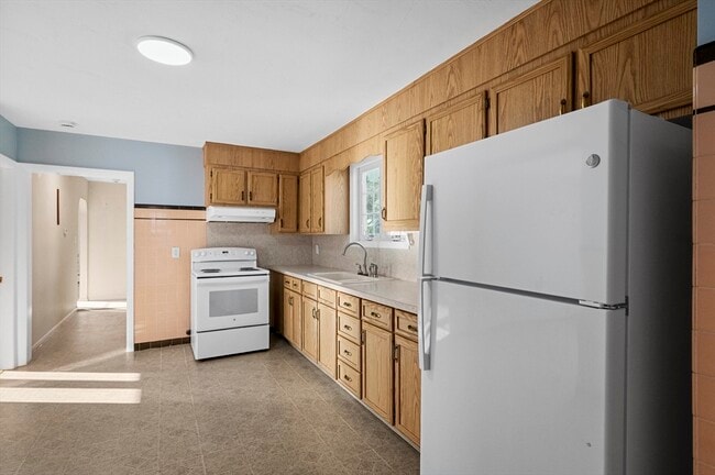 Building Photo - 79 Alvarado Ave