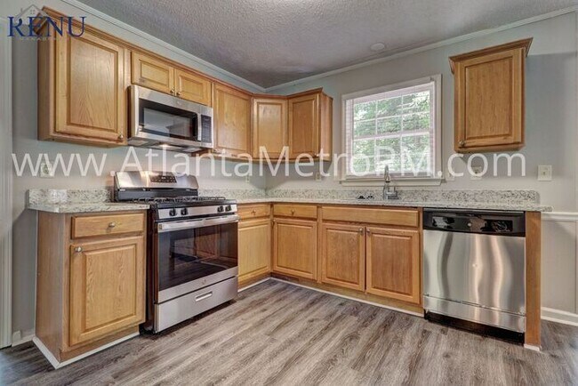 Foto del edificio - Now Available! 4 bedrooms 2.5 baths