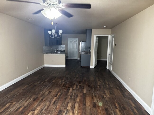 Foto del edificio - 5608 Humbert Ave