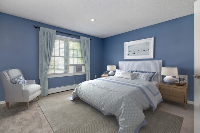 Guest Room - 502 Springbrook Cir