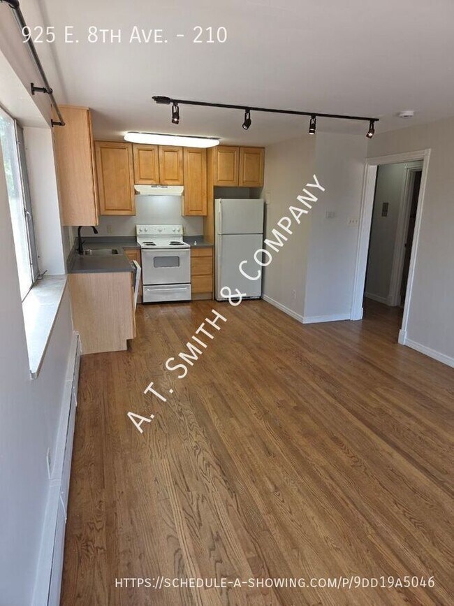 Foto del edificio - 925 E 8th Ave