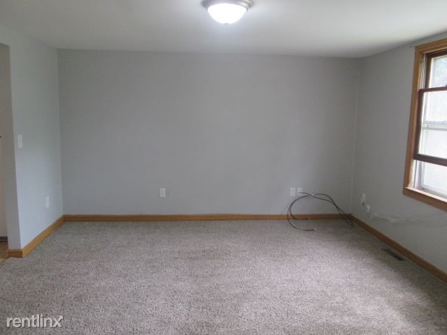 Building Photo - 3 br, 1 bath House - 2112 8th Ave N