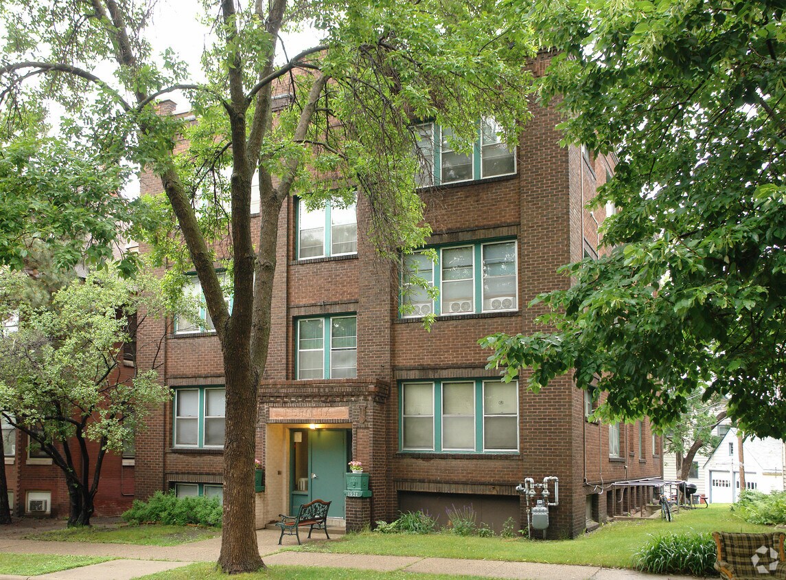 Building Photo - 1923 Feronia Ave
