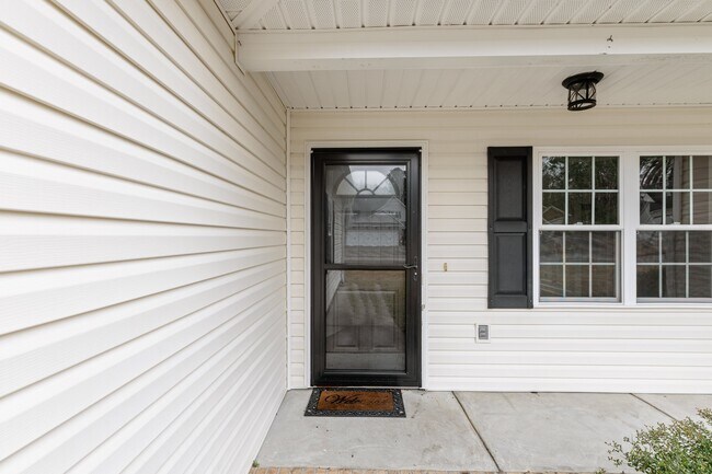 Building Photo - 108 Coree Way