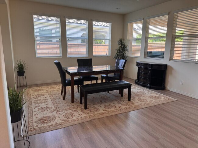 Foto del edificio - 51862 Via Jimeno