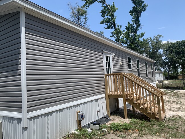 Building Photo - 444 Korbus Rd