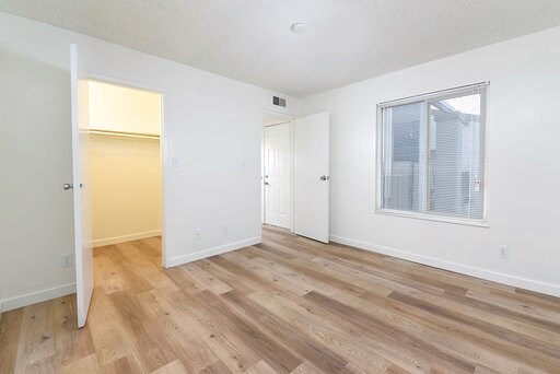 Foto del edificio - 1670 Bellevue Rd