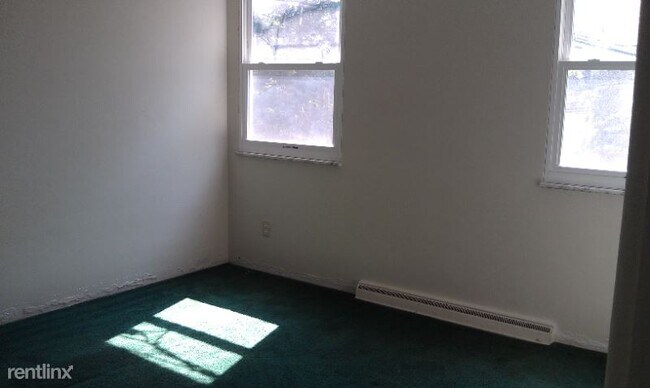 Foto del edificio - 3 br, 1 bath Townhome - 4756 State Route 66