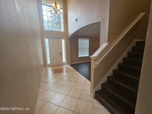 Building Photo - 3301 Horseshoe Trail Dr