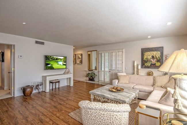 Building Photo - Rates Vary $2,245 - $3,495