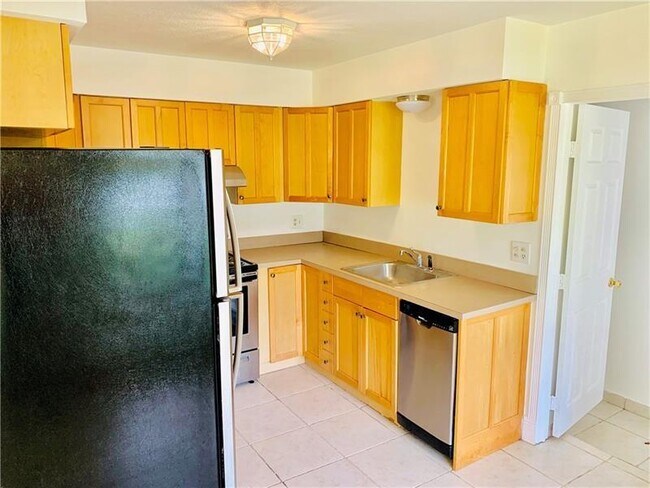 Foto del edificio - 2161 NE 35th St