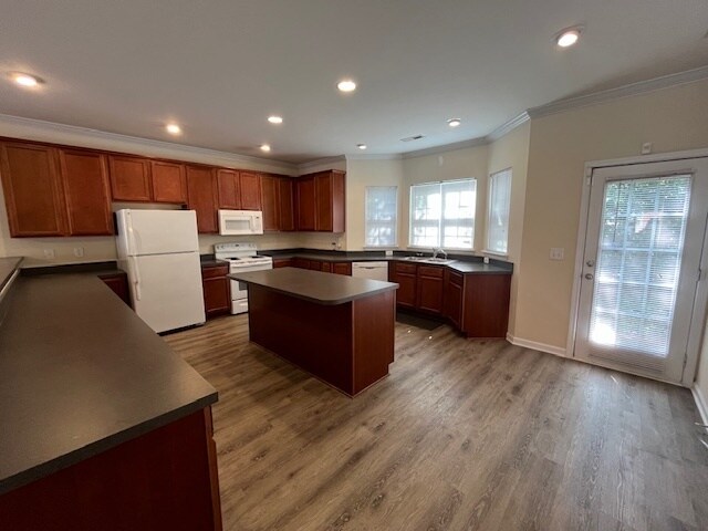 Foto del edificio - Maynard Summit Townhomes