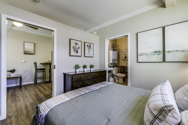 Building Photo - Aventine at Vancouver - 55+ Active Adult Living