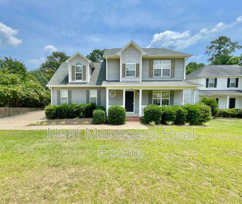 Foto principal - 216 Cobblestone Dr